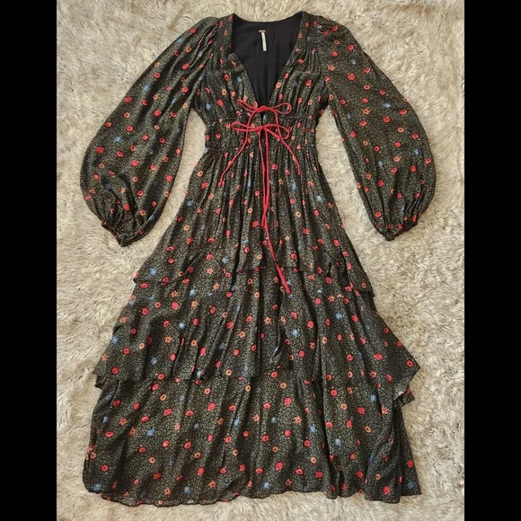hutch floral maxi dress Hutch Nia Short-Sleeve V-Neck Maxi Dress by Anthropologie